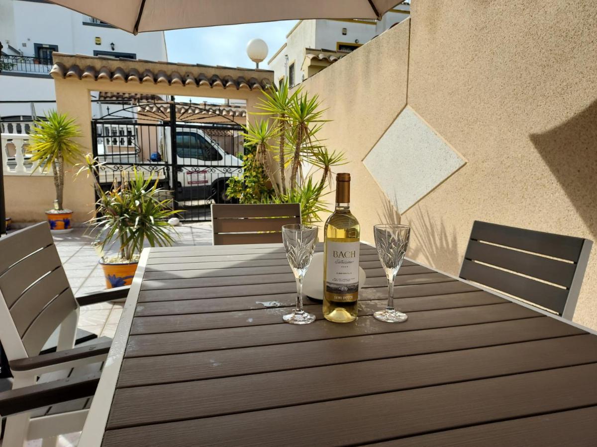 Orihuela - Sleeps 6 - Pool - Parking - Petfriendlyヴィラ エクステリア 写真